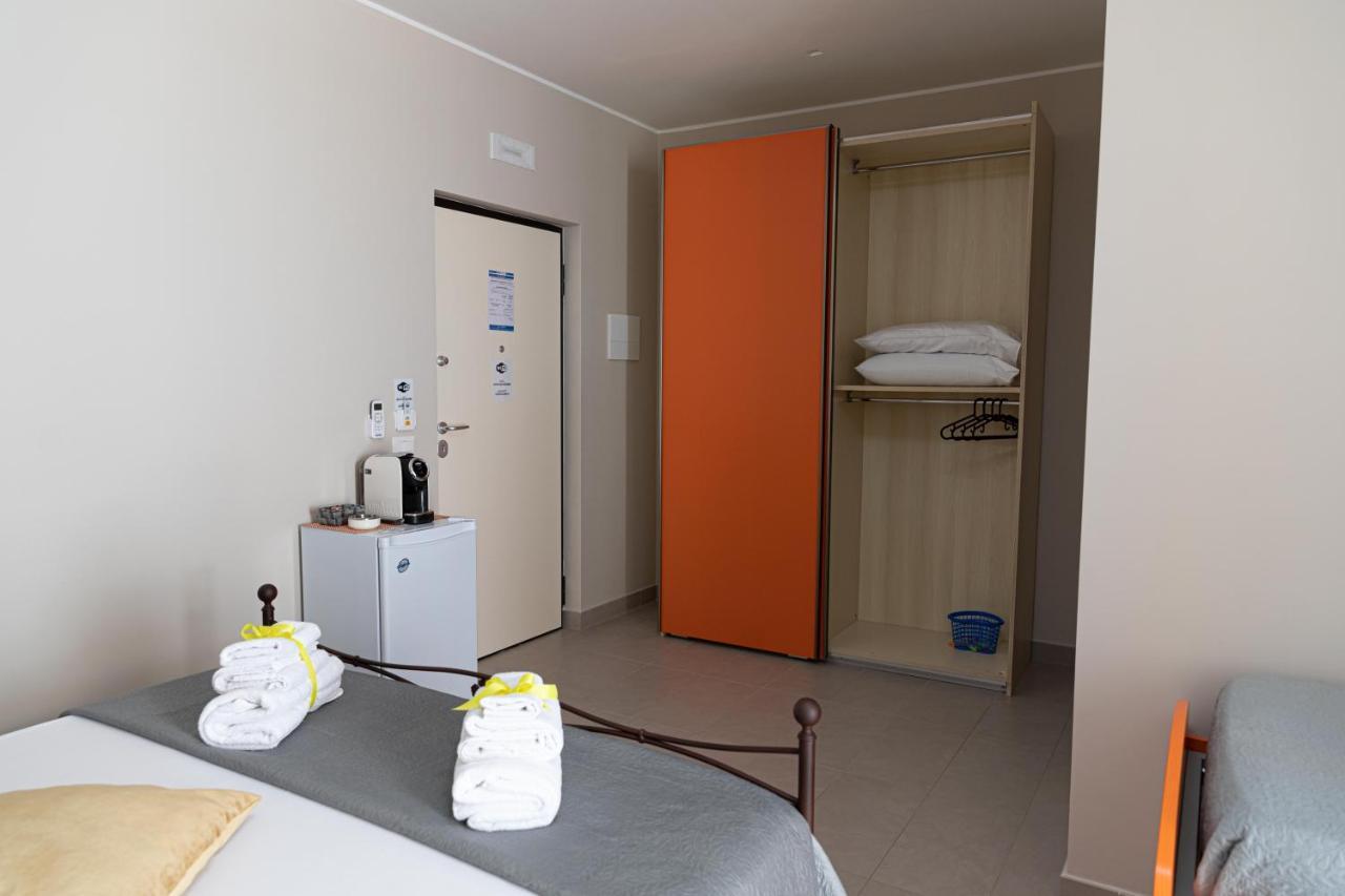 16Th Fad Rooms Margherita Di Savoia Eksteriør billede